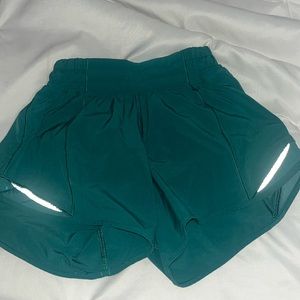 COPY - Lululemon size 0 green shorts. They are 4 inch and have only been worn o…
